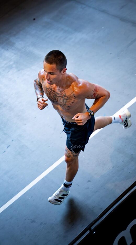 DAVID LUU RUNNING CLUB x STR8